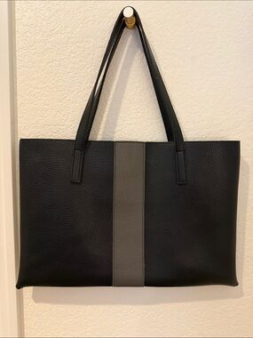 Vince Camuto - Leather Tote Bag with Gray Center Stripe